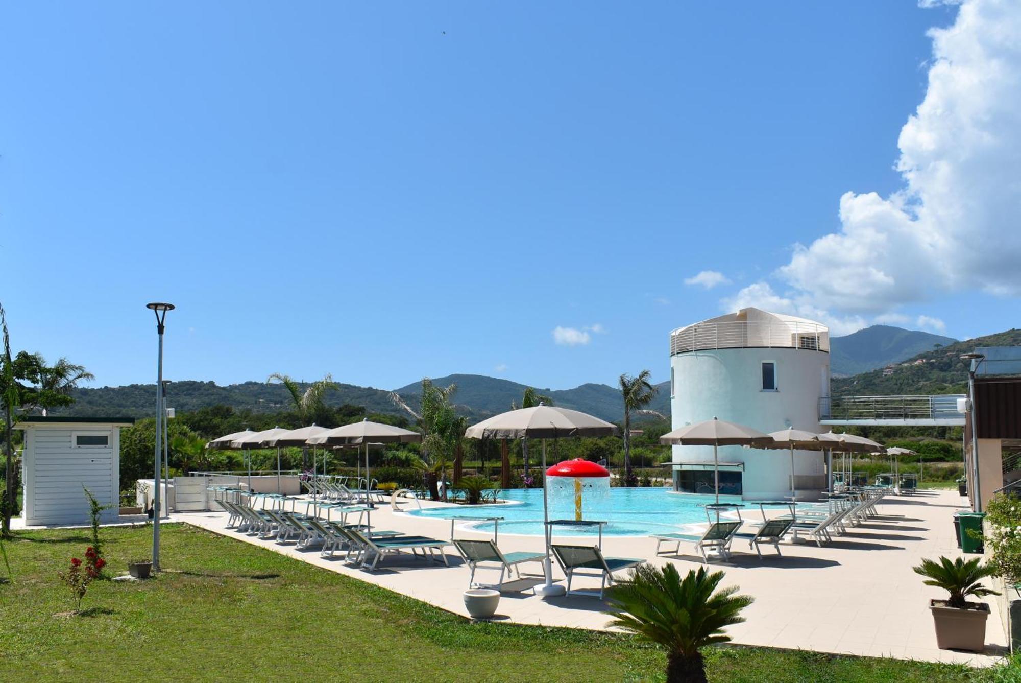 Hyele Accommodation Experience Casal Velino Esterno foto